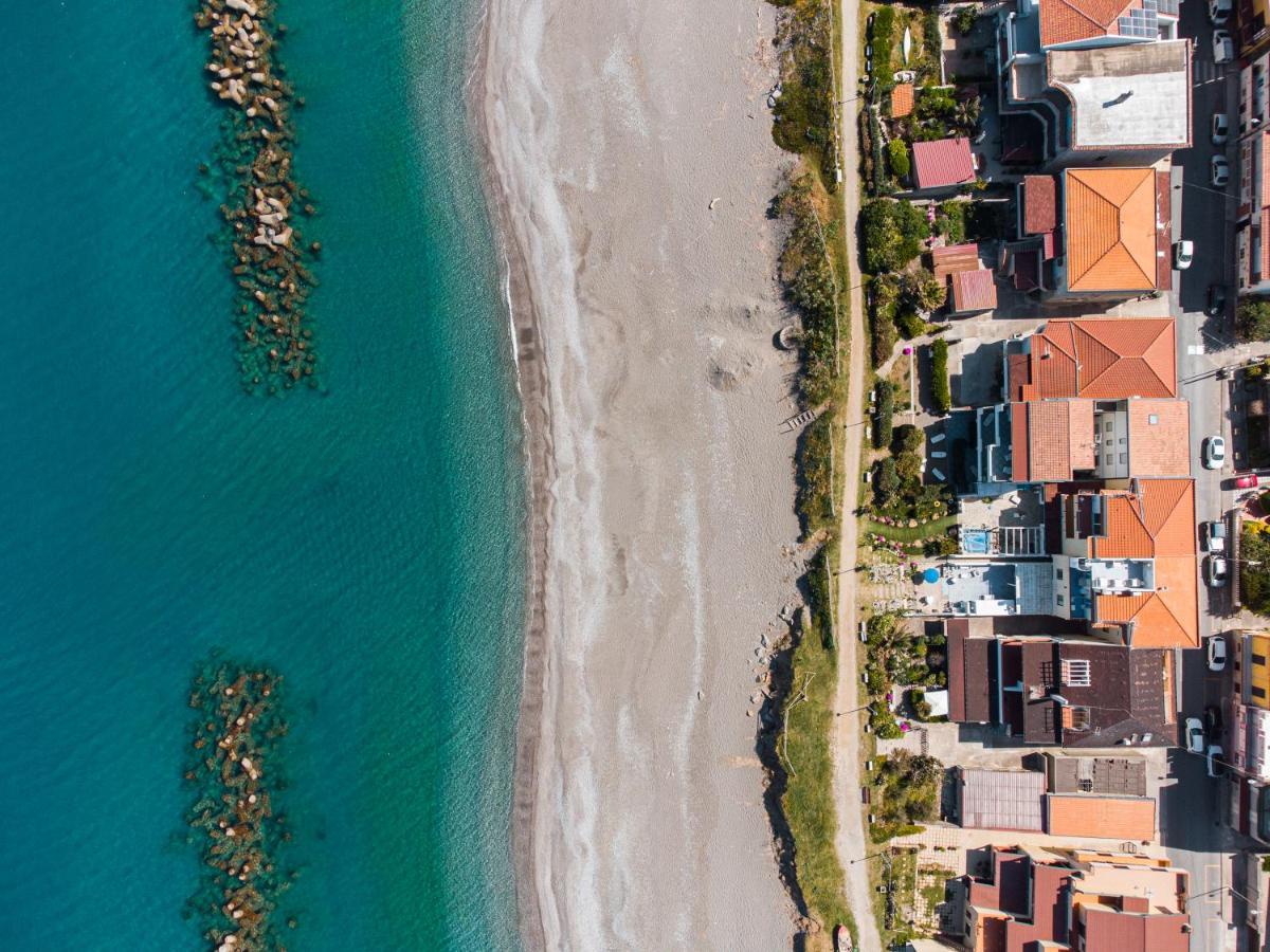 Capo dʼOrlando B&B Il Capitano المظهر الخارجي الصورة