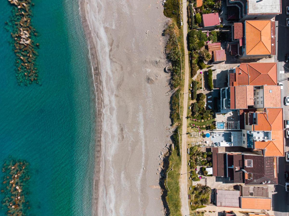 Capo dʼOrlando B&B Il Capitano المظهر الخارجي الصورة